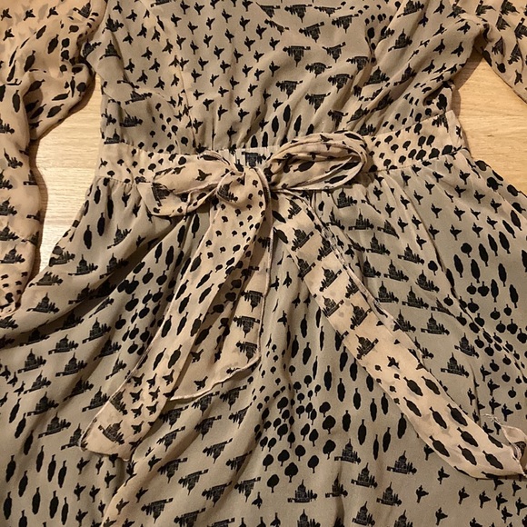 Patterned Esley Dress - Picture 5 of 5